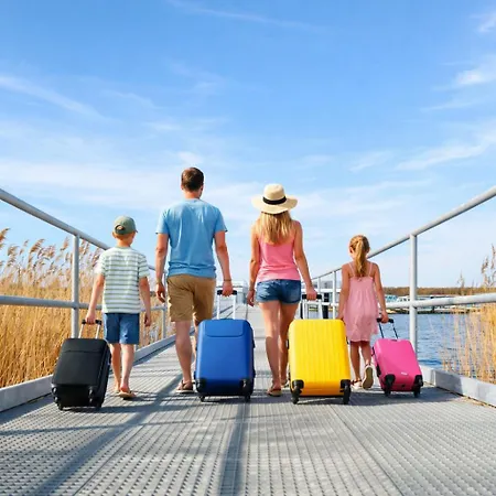Сasa de vacaciones Floatinghouse Dory
